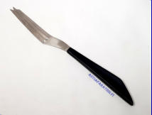 NILS JOHAN Sweden, Juustoveitsi, pituus n. 23,5 cm, 1 kpl, 14 � /kpl( Tuote nro 228AT )