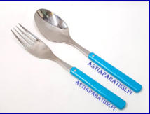 HACKMAN,HACkMINNA Salaattiottimet ,Design: Ahti Majuri,Haarukka: pituus 23 cm. Lusikka: pituus 23,2 cm, 1 setti ,38 � /setti, ( Tuote nro 248AT ) 