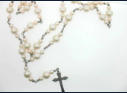 Hopeinen rukousnauha, ketjun pituus n. 67cm, riipuksen mitat n. 3,5cm x 2cm, 45€