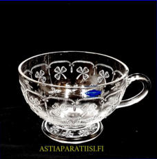 NUUTAJRVI LASI, Apila teekuppi ilman asettia,Design:Kerttu Nurminen,Korkeus n.7 cm, halkaisija n.10,8 cm, 1 kpl,20 /kpl ( Tuote nro / Item #110J )