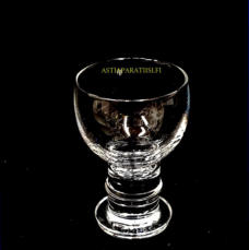 NUUTAJ�RVI ,Herttua lik��rilasi,Design: Heikki Orvola,laseja. Valmistaja ennen Nuutaj�rve�: V�rtsil�-ArabiaTuotannossa: 1969,Korkeus n.9,2 cm ,halkaisija n.6 cm, 3 kpl,18�/kpl,( Tuote nro / Item #182J )