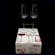 IITTALA, " Essence " kuohuviinilasi  alkuper�ispakkaus,Design:Alfredo H�berli,Korkeus n.23 cm ,halkaisija n. 4,5 cm, 2 kpl,35 � yht.( Tuote nro / Item #305J )