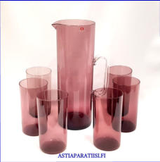 IITTALA, Kaadin  ja juomalaseja  6 kpl Liilaa lasia,Design:Timo Sarpaneva,Kaatimen korkeus n.25 cm,Lasin korkeus n.12 cm,199 �/ yht.( Tuote nro / Item #332J )