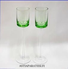 Ryyppylasi ,eri v�ri,Korkeus n.18 cm , Halkaisija n. 3,8 cm 2 kpl,45 �/ yht. ( Tuote nro / Item #392J )