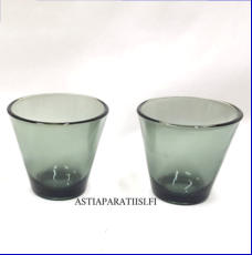 NUUTAJ�RVI,Kartio snapsilasi,Design:Kaj Franck,Suunniteltu: 1956-75,Korkeus n.5,5 cm , Halkaisija n.6 cm, 1 kpl,12 � /kpl,( Tuote nro / Item #403J )