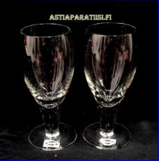 NUUTAJ�RVI,viinilasia "GN 46",Design:Gunnel Nyman,Suunniteltu:1949-1969,Korkeus n.13,5 cm , Halkaisija n. 5 cm,2 kpl,33�/kpl( Tuote nro / Item #571J )