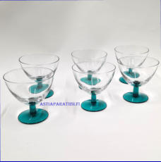 NUUTAJ�RVI,Cocktaillasi 2126,Design:Saara Hopea. 1954-luku, korkeus n. 8 cm,Halkaisija n.8 cm, 9kpl,24�/kpl,( Tuote nro / Item #597J )