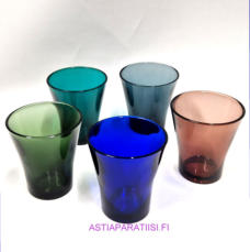 RIIHIM�EN LASI, Puristelasia V�rillinen juomalasi  Laseja eri v�reiss� , 1950-luku, Korkeus n.8,5 cm , Halkaisija n.7,4 cm, 4 kpl,28�/kpl,( Tuote nro / Item #566J )