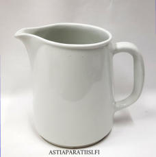 ARABIA, valkoinen  maitokannu,Design: Kaj Franck,1949-1964-luvulta,korkeus n.17,5 cm,1kpl,120€/kpl ( Tuote nro / Item #181D) ARABIA, valkoinen  maitokannu,Design: Kaj Franck,1949-1964-luvulta,korkeus n.17,5 cm,1kpl,120€/kpl ( Tuote nro / Item #181D)