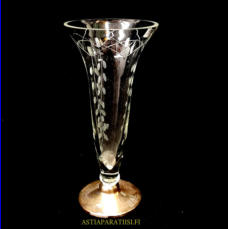 kristallimaljakko alpakkajalka jossa kaiverrus, A lk, YAL 28.10  62,Korkeus,n.18,5 cm,halkaisija,n. 8,5 cm,1kpl,45/kpl ( Tuote nro / Item #115KR )