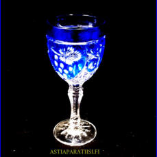 Kristalliset viinilasi, Korkeus,n. 18,4 cm,halkaisija,n.7,7 cm, 0 kpl, ( Tuote nro / Item #150KR )