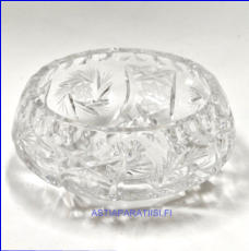 KRISTALLIA, Sokerikko ja karamelli astia hiottua kristallia, korkeus:n.6,3 cm, Halkaisia:n.10 cm,45 ( Tuote nro / Item #171KR )