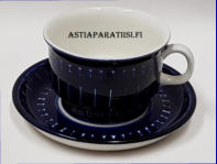 ARABIA,Valencia kahvikuppi,Design:Ulla Procopé ,Kupin korkeus n. 5 cm, halkaisija n. 7,5 cm,Suunniteltu vuonna 1960-2002, 34 kpl,42€/kpl,( Tuote nro 104 Q )