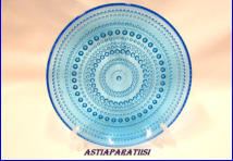 NUUTAJ�RVI,Kastehelmi,  lautanen,Design:Oiva Toikka, Huom ! vanha versio,n. 17,5 cm,8kpl, 30�/kpl