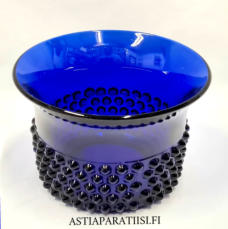 NUUTAJ�RVI, N�ppyl�  lasimaljakko / kulho Koboltinsininen  v�ri , Design: Saara Hopea,Valmistettu:1952-71-luku,Korkeus n.9,5 cm, halkaisija n.14,4 cm ,1 kpl,58� /kpl ( Tuote nro / Item #148MA )