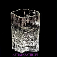 IITTALA,Pinus -maljakko Design:Tapio Wirkkala,Korkeus n. 16,5 cm, halkaisija n.11,2 cm x 10,3 cm,1 kpl,87�/kpl( Tuote nro / Item #350MA )