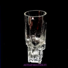 IITTALA, Minerva 2755 Lasimaljakko,Design: Tapio Wirkkala,Valmistettu 1976-99-luku,Korkeus n. 20 cm, leveys n.8 cm,3kpl,64�/kpl( Tuote nro / Item #352MA )