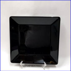 ARABIA, Nero musta tarjoiluastia,Design: Pekka Harni,Leveys n.20 cm X 20 cm, 1 kpl,28�/kpl ( Tuote nro 130R )