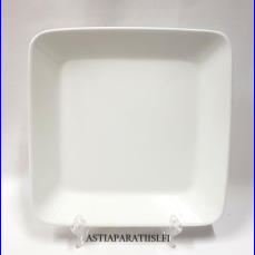 ARABIA,Teema.valkoinen neli�vati,Design:Kaj Franck,Tuotannossa 1953-1975,Korkeus n. 3 cm, leveys 20,5 cm x 20,5 cm,3 kpl,  42 �/kpl ( Tuote nro 167R )