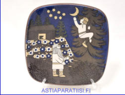 ARABIA, Vuosilautanen 1987,Design:Raija Uosikkinen,halkaisija .n. 20,5 cm X20,5 cm, 1kpl. 34�/kpl,( Tuote nro 114AM )